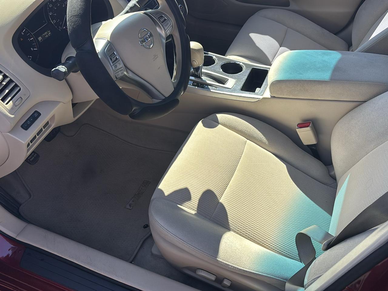 Nissan Altima 4dr Sdn I4 2.5 S 2013