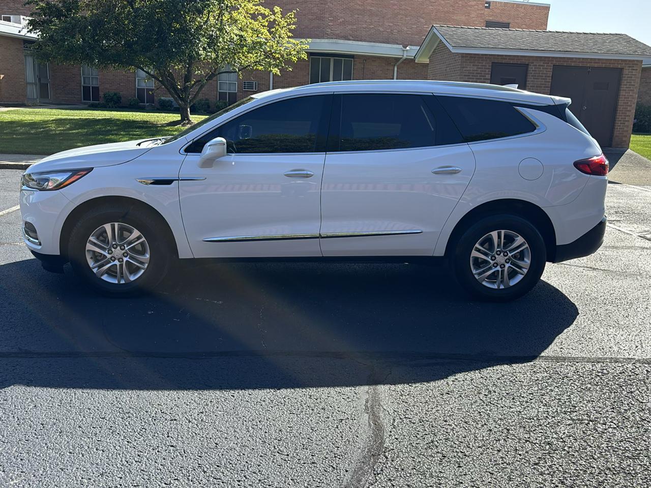 Buick Enclave AWD 4dr Essence 2019