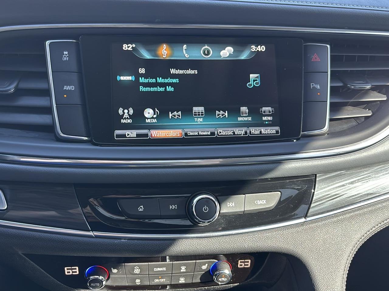 Buick Enclave AWD 4dr Essence 2019