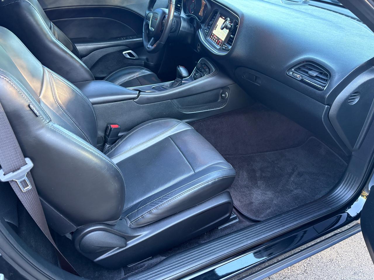 Dodge Challenger R/T Plus RWD 2018