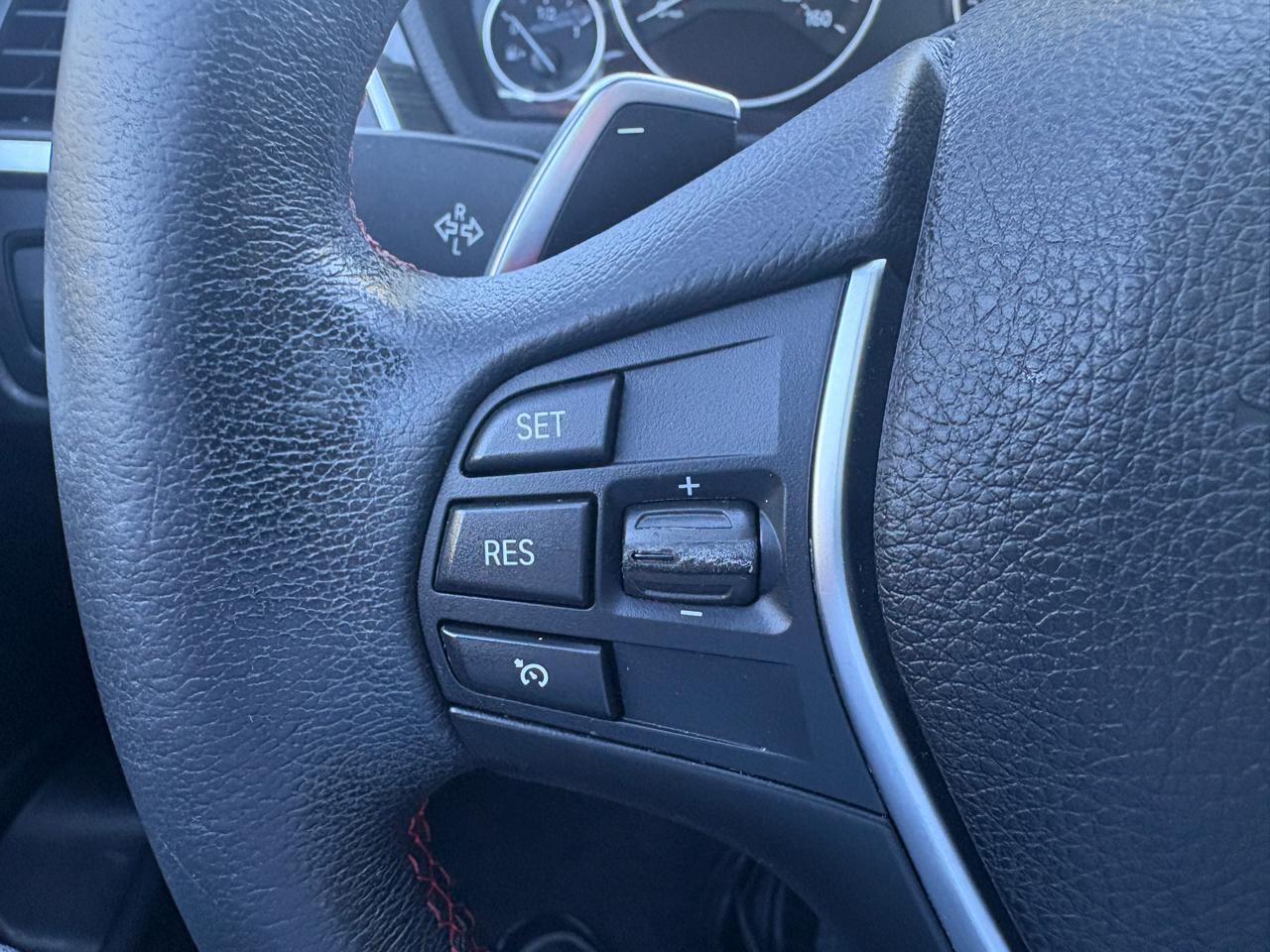 BMW 3 Series 330i xDrive Sedan 2018