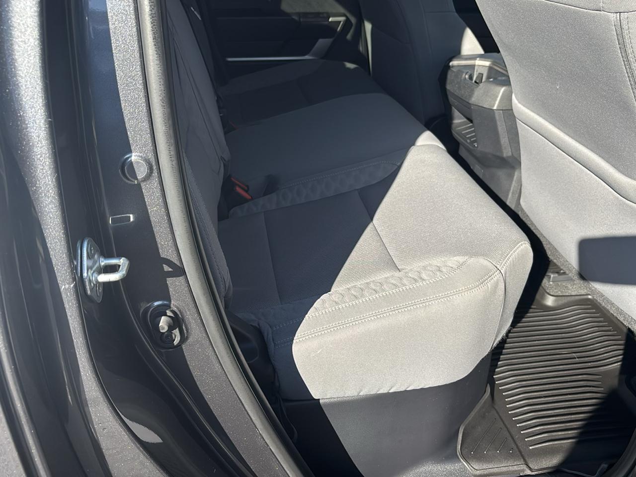 Toyota Tundra 4WD SR5 Double Cab 6.5' Bed (Natl) 2023