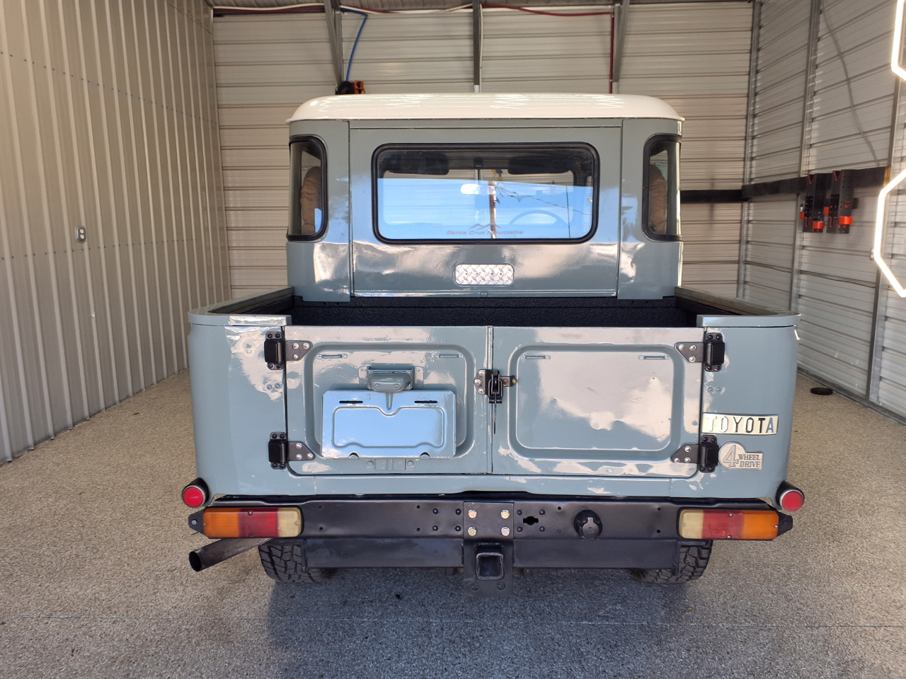 Toyota Land Cruiser  1983