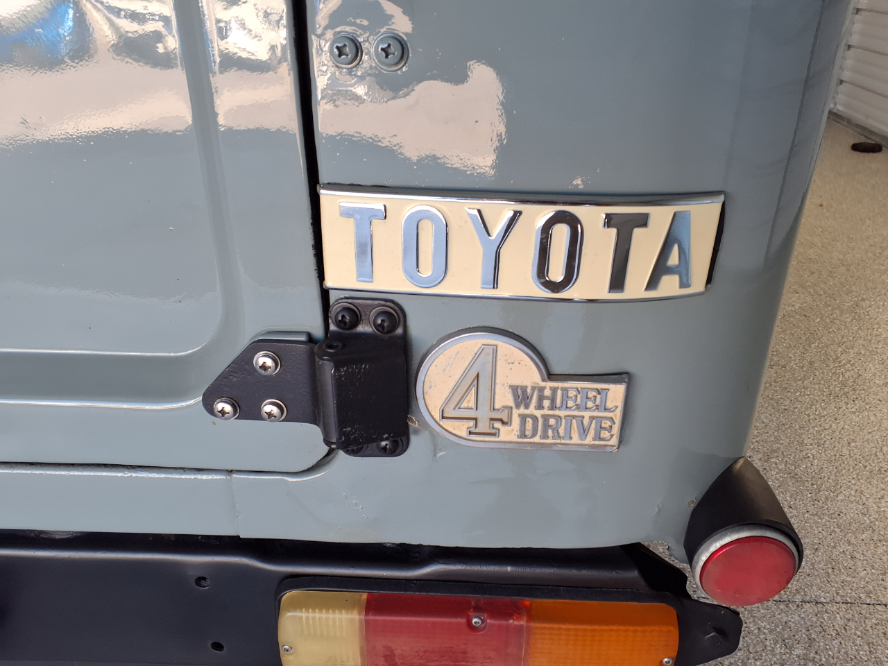 Toyota Land Cruiser  1983