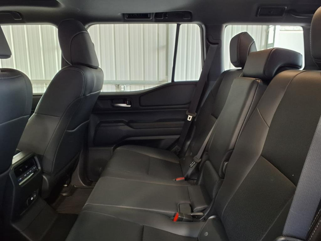 Toyota Land Cruiser  2025