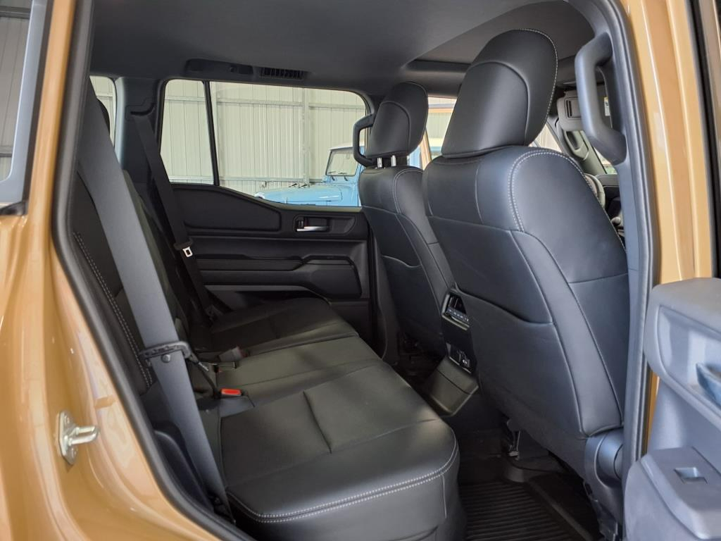 Toyota Land Cruiser  2025