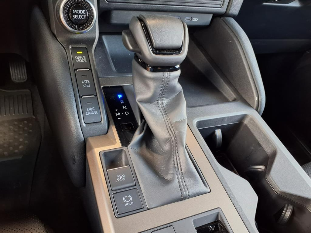 Toyota Land Cruiser  2025