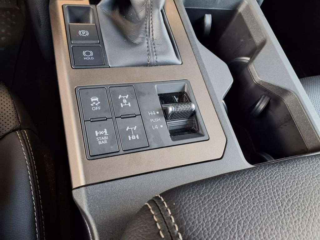 Toyota Land Cruiser  2025