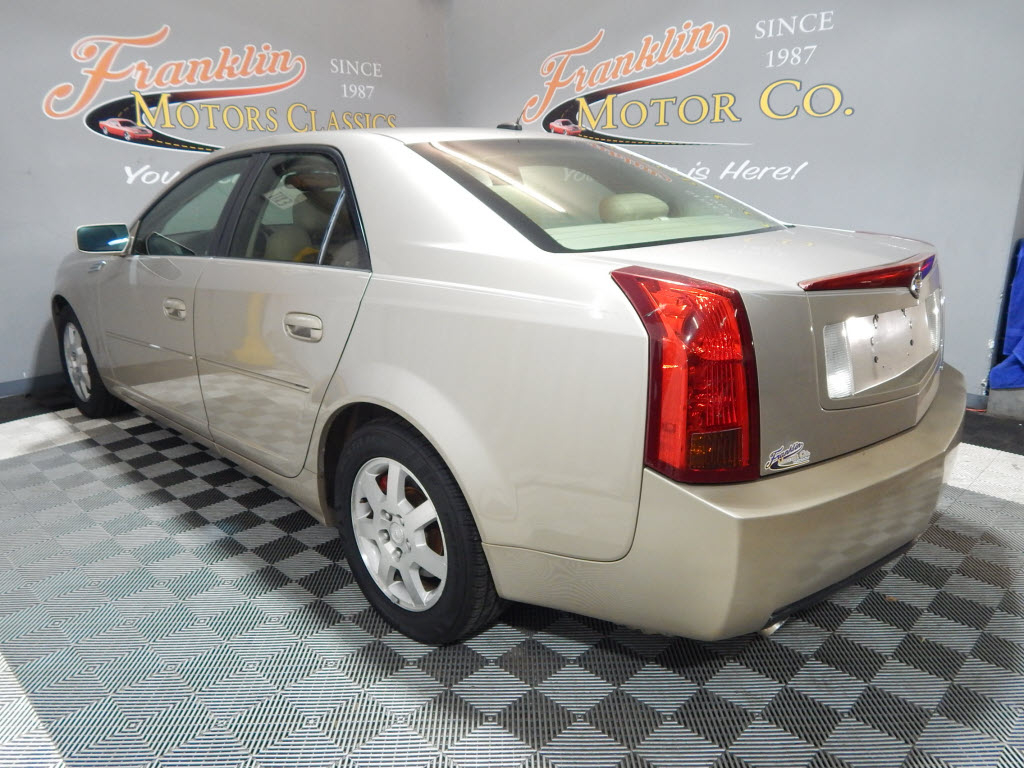Cadillac CTS  2005
