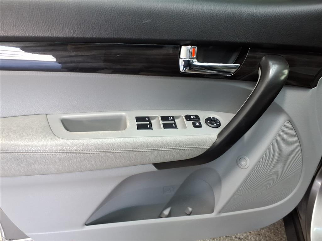 Kia Sorento  2012