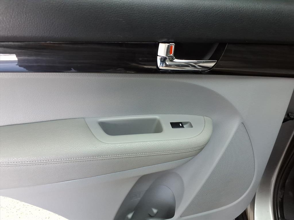Kia Sorento  2012