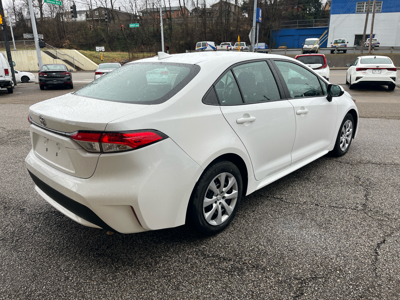 Toyota Corolla LE CVT (Natl) 2022