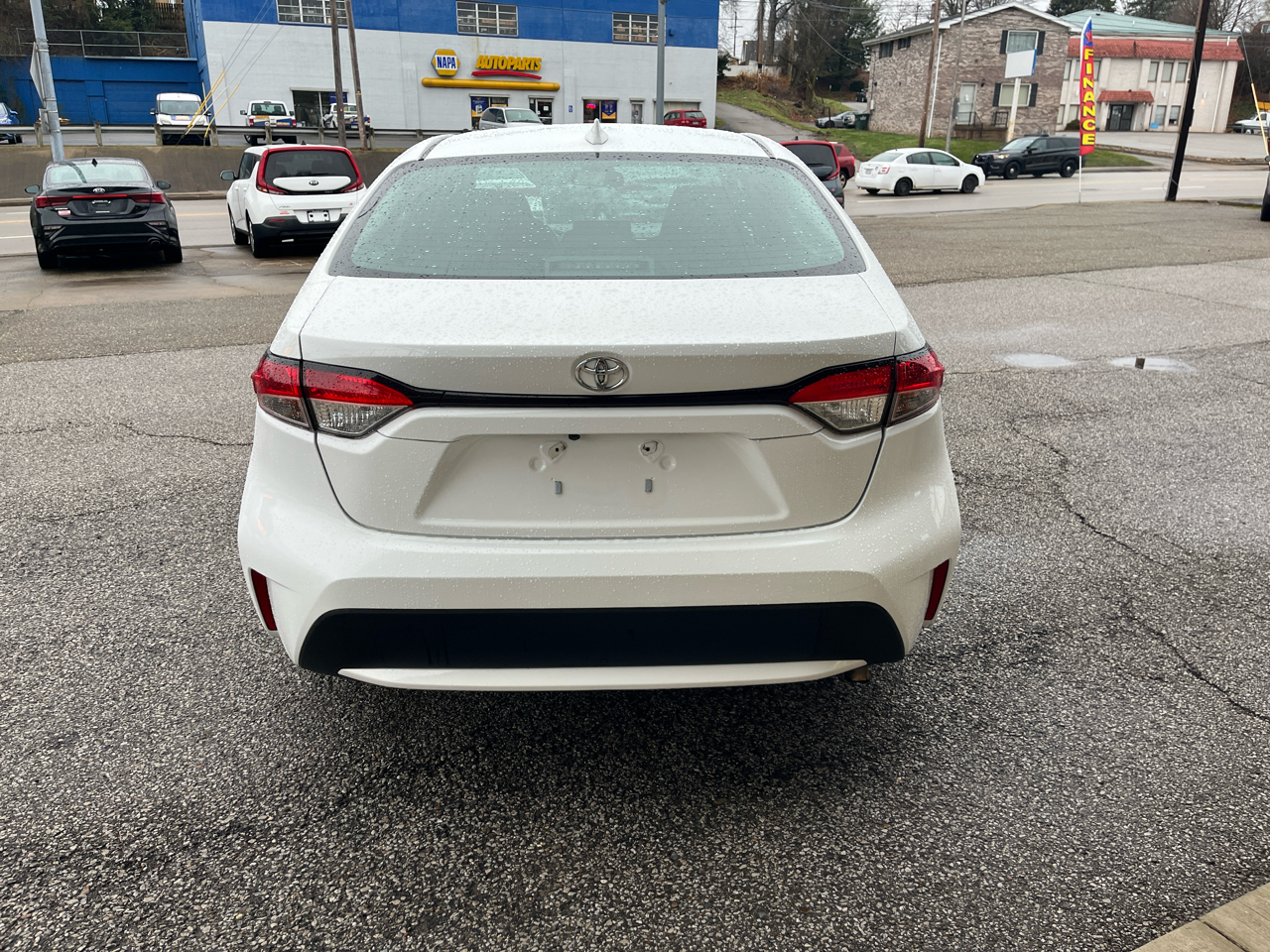 Toyota Corolla LE CVT (Natl) 2022