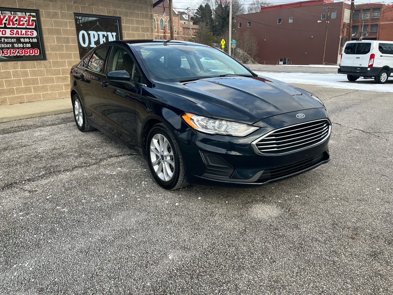 Ford Fusion SE FWD 2020