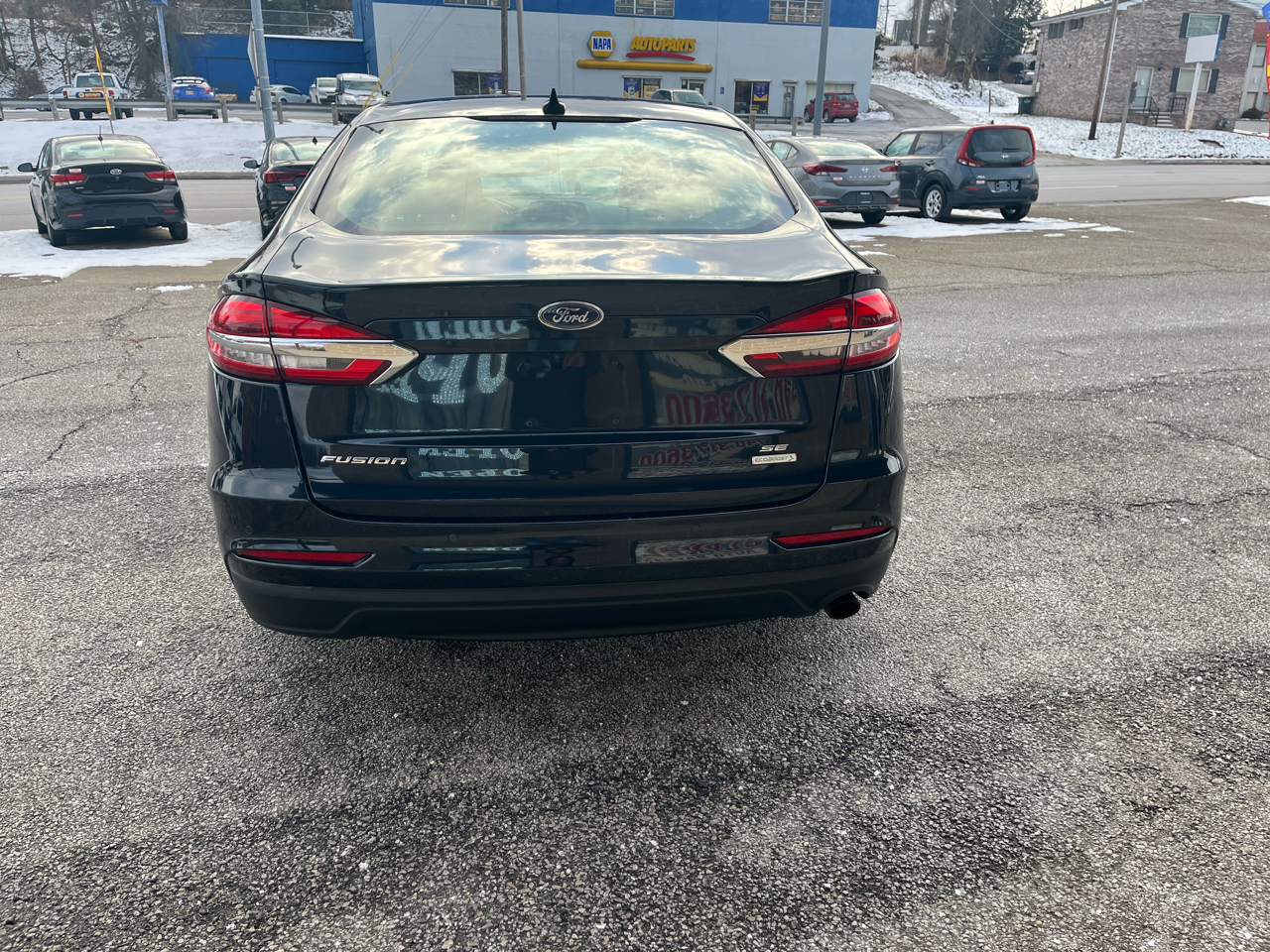Ford Fusion SE FWD 2020