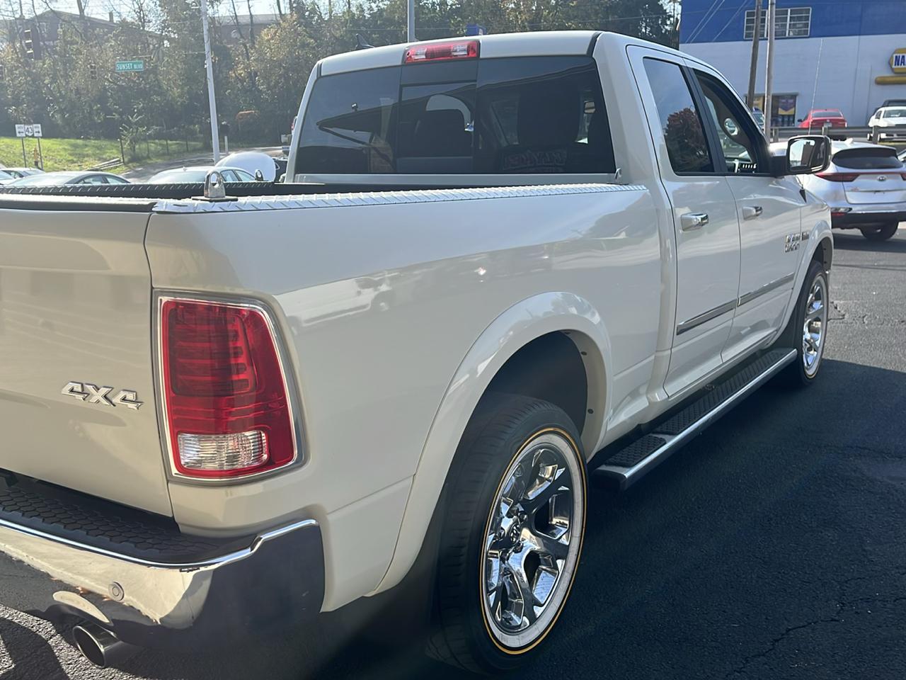 RAM 1500 Laramie Quad Cab 4WD 2018