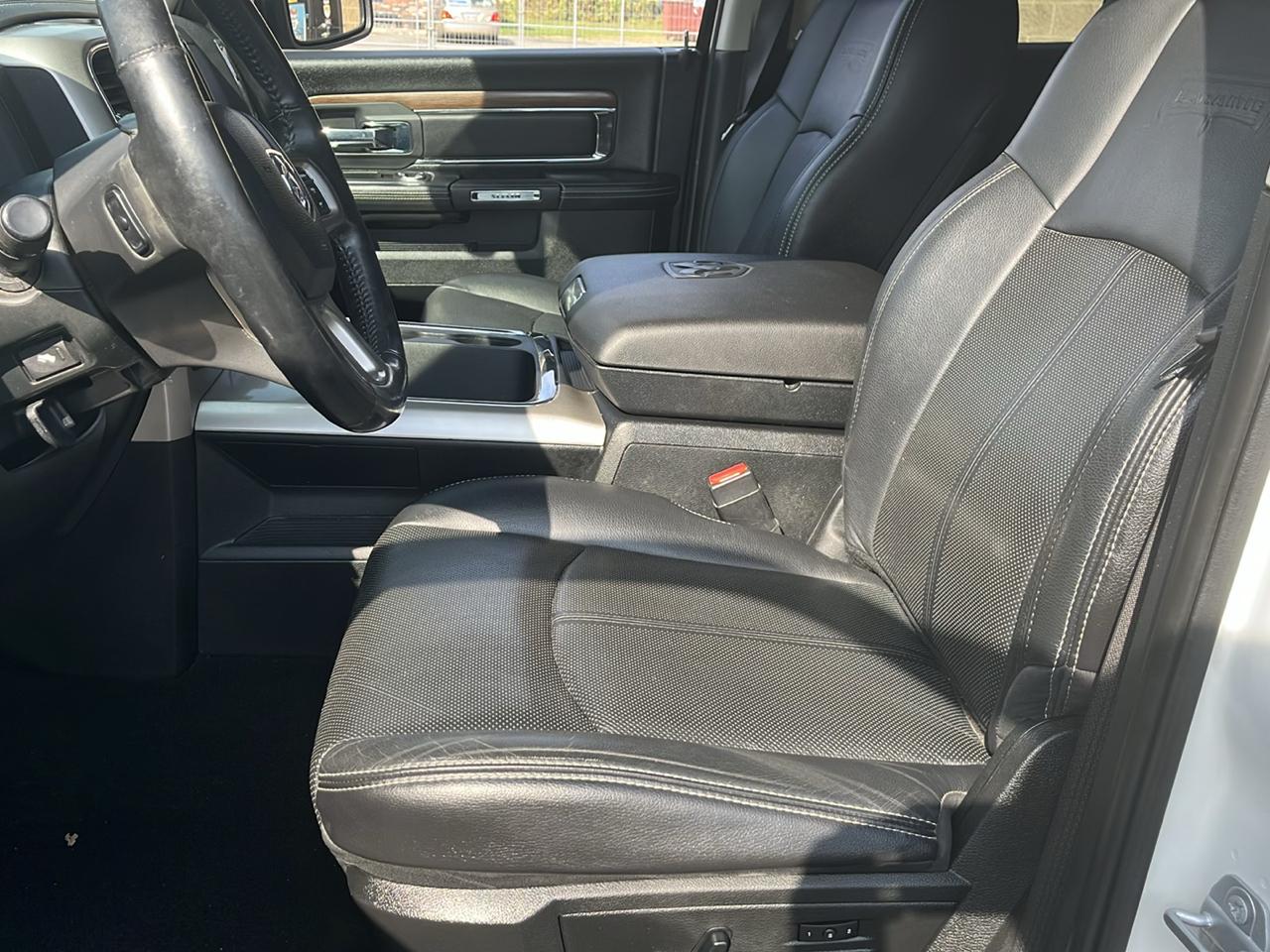 RAM 1500 Laramie Quad Cab 4WD 2018