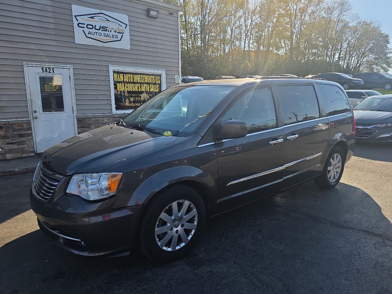 2016 Chrysler Town & Country 