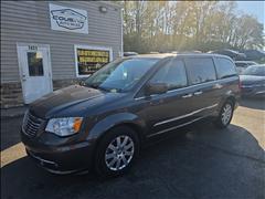 2016 Chrysler Town & Country 