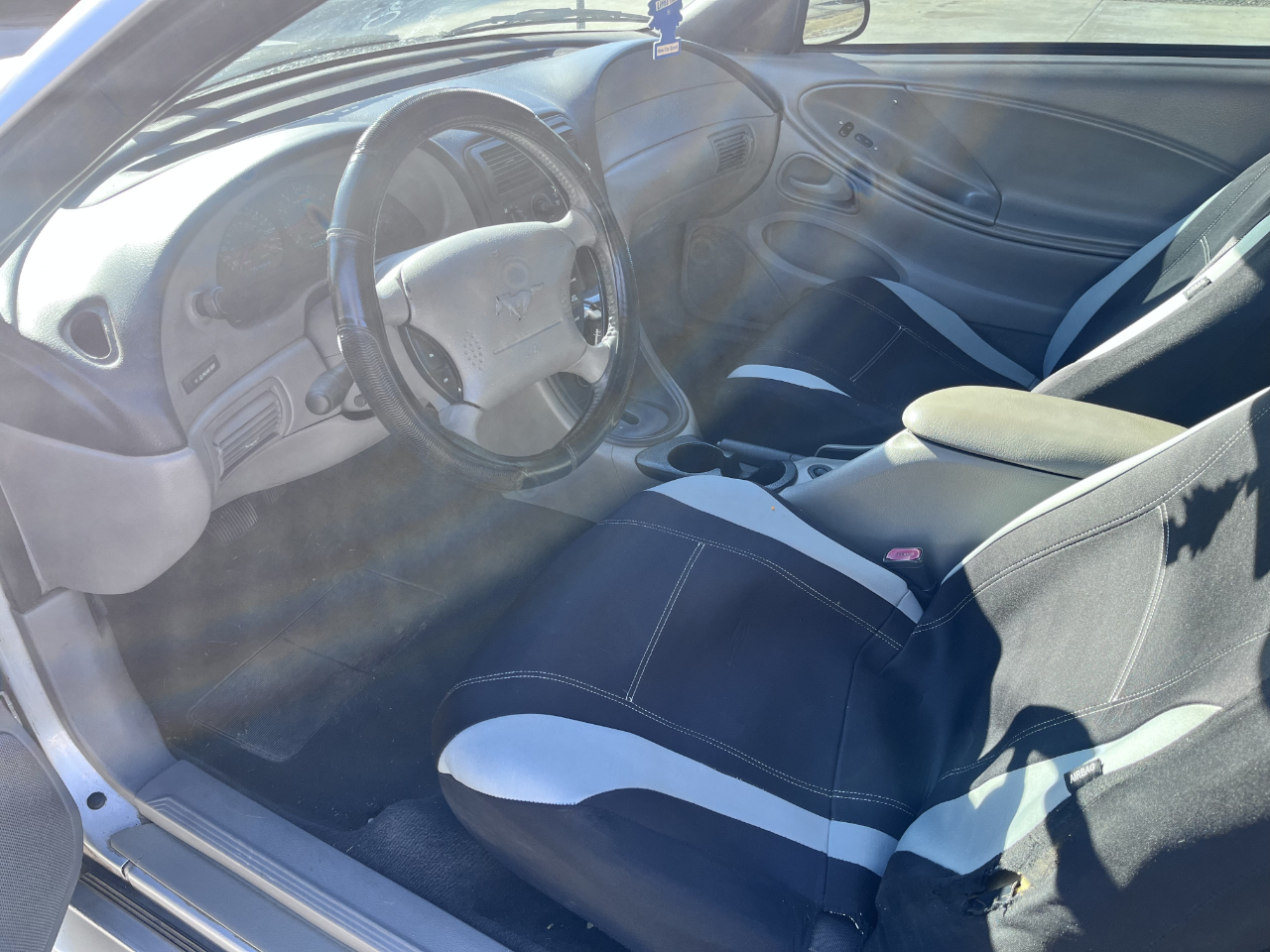 Ford Mustang GT Coupe 2000