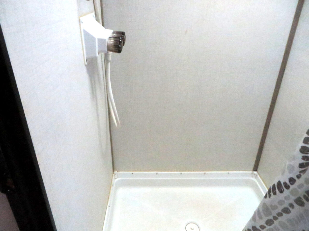 Coleman Travel Trailer  2024 Coleman Travel Trailer  2024