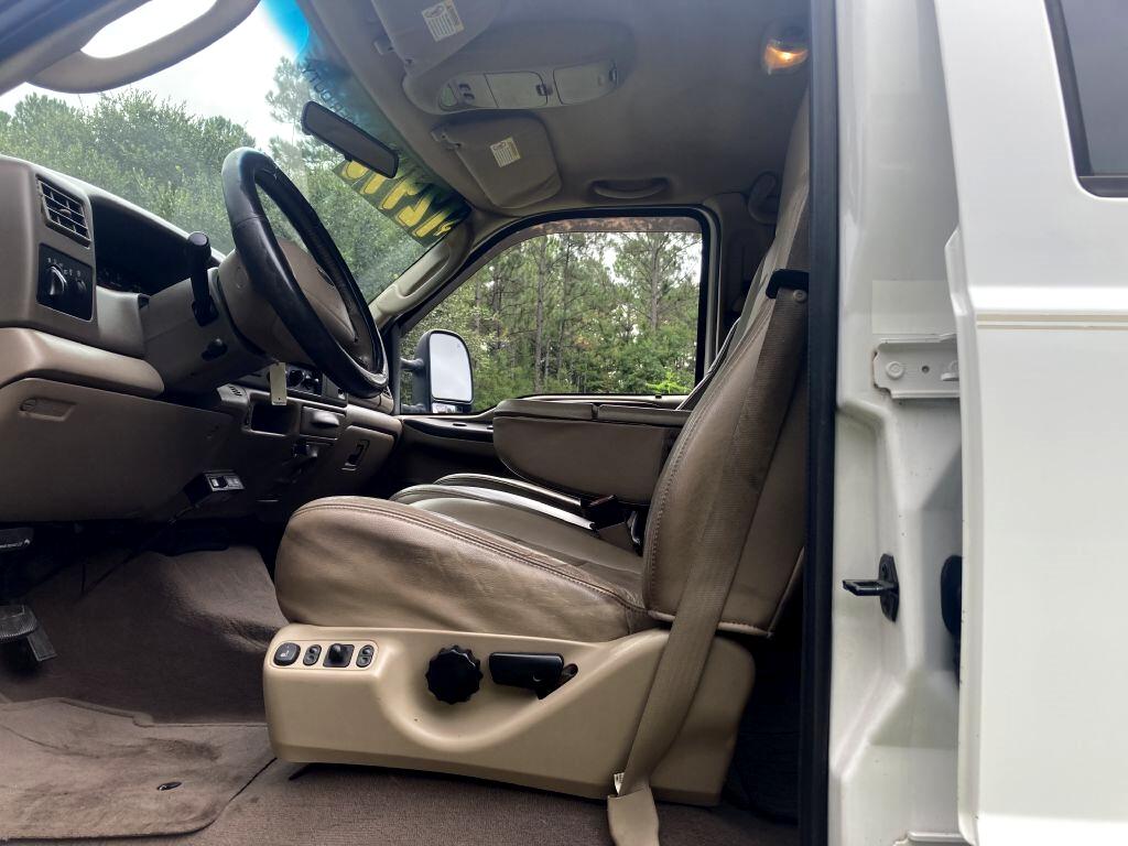 Ford Super Duty F-350 SRW  2004 Ford Super Duty F-350 SRW  2004