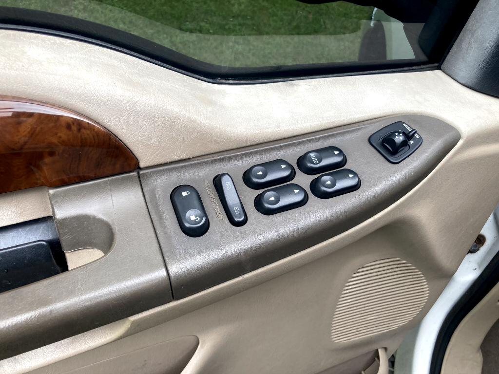 Ford Super Duty F-350 SRW  2004 Ford Super Duty F-350 SRW  2004