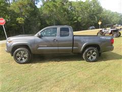 2016 Toyota Tacoma  2016 Toyota Tacoma
