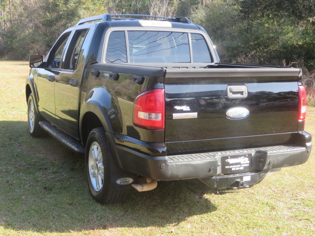 Ford Explorer Sport Trac XLT 2010