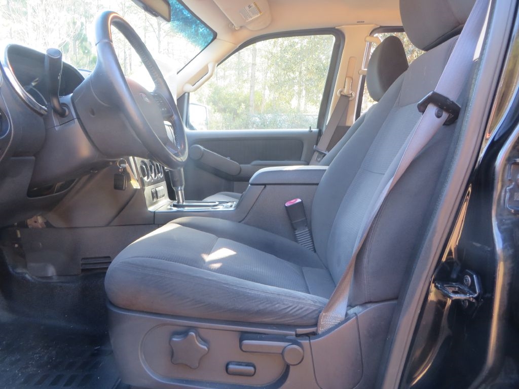 Ford Explorer Sport Trac XLT 2010