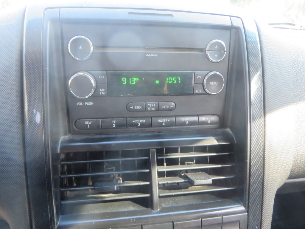 Ford Explorer Sport Trac XLT 2010