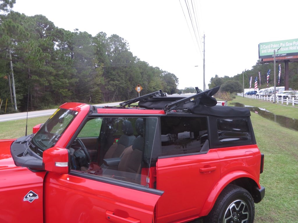 Ford Bronco  2022 Ford Bronco  2022