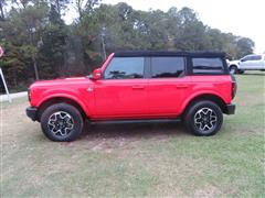 2022 Ford Bronco  2022 Ford Bronco