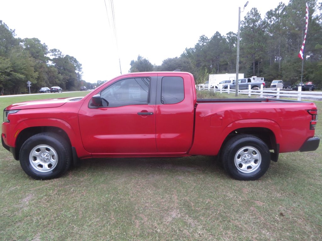 2022 Nissan Frontier S