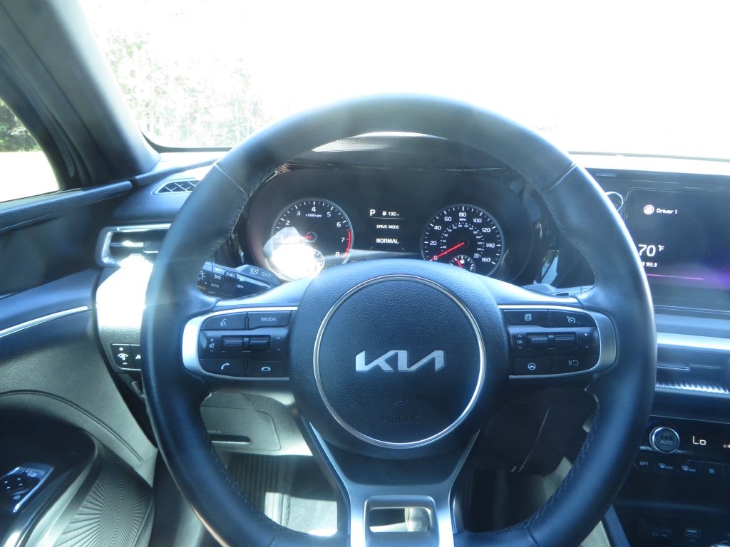 Kia K5  2022 Kia K5  2022