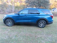 2020 Ford Explorer 