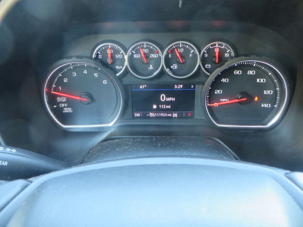 Chevrolet Suburban  2021