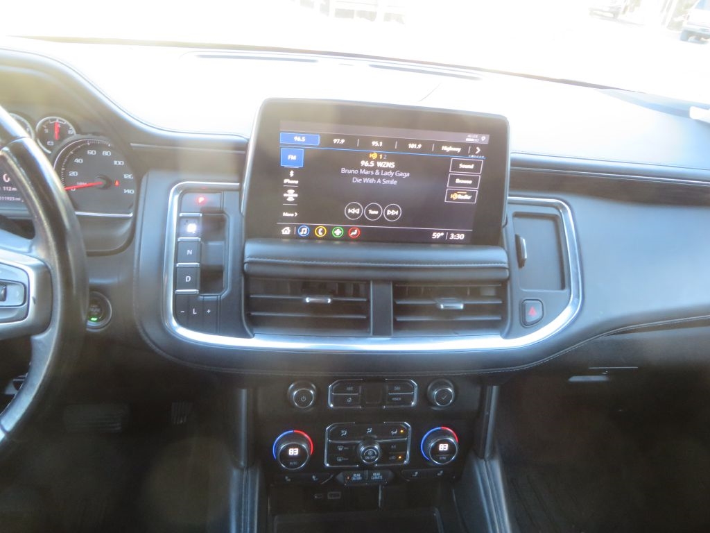 Chevrolet Suburban  2021