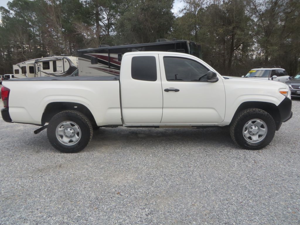 Toyota Tacoma 4WD  2021