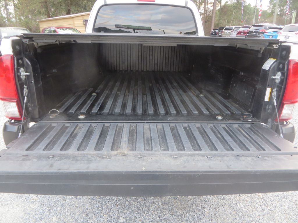 Toyota Tacoma 4WD  2021