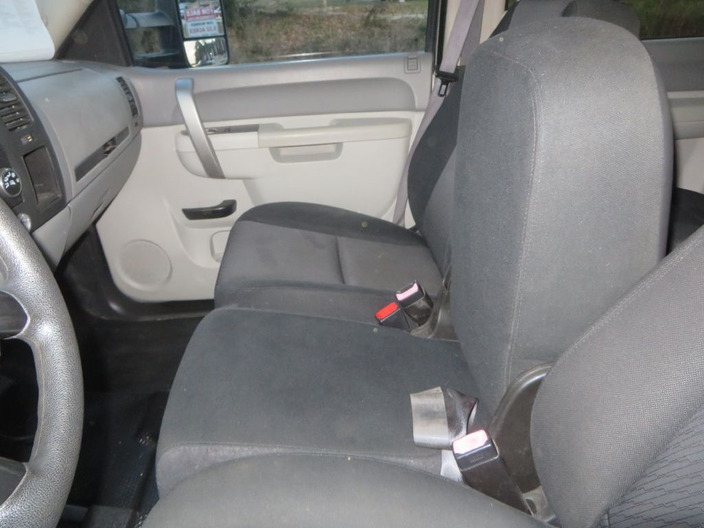 Chevrolet Silverado 2500HD  2013