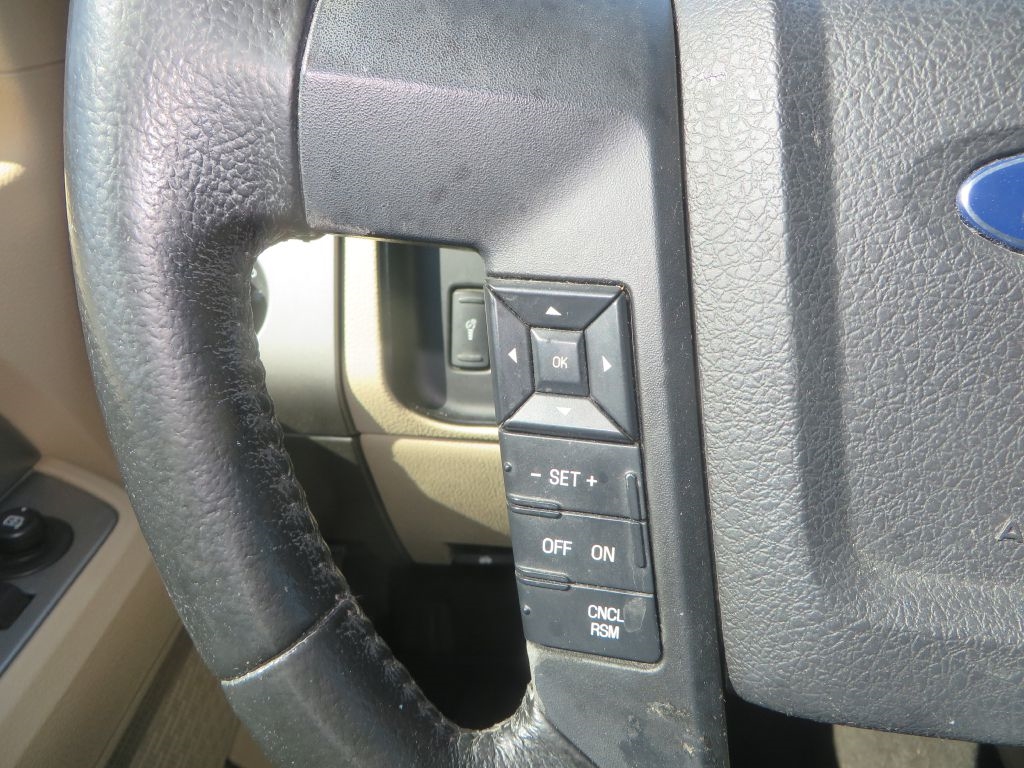 Ford Expedition  2016