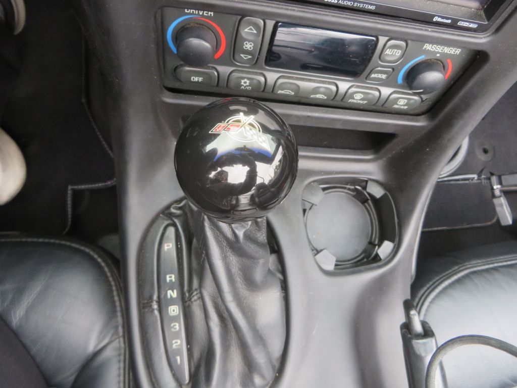 Chevrolet Corvette  2003