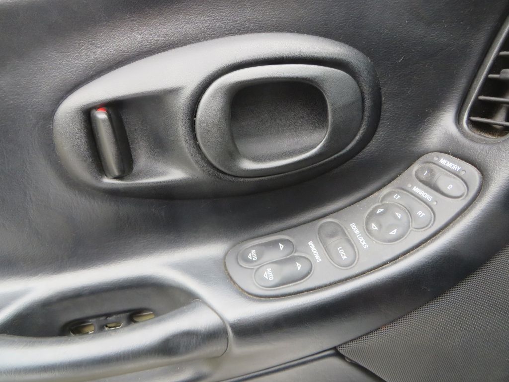 Chevrolet Corvette  2003