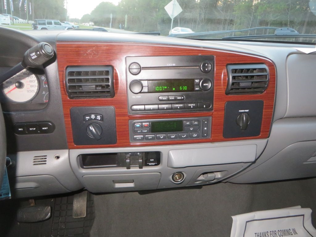 Ford Super Duty F-350 SRW  2007