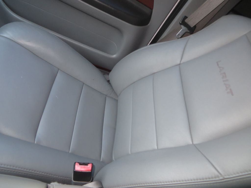 Ford Super Duty F-350 SRW  2007