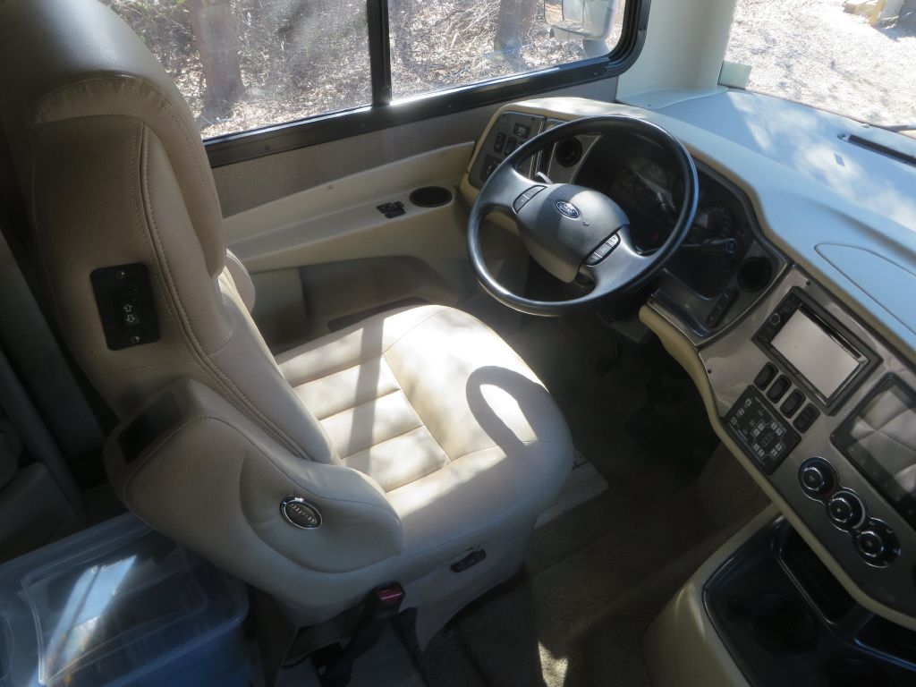 Tiffin Motorhomes Allegro  2019