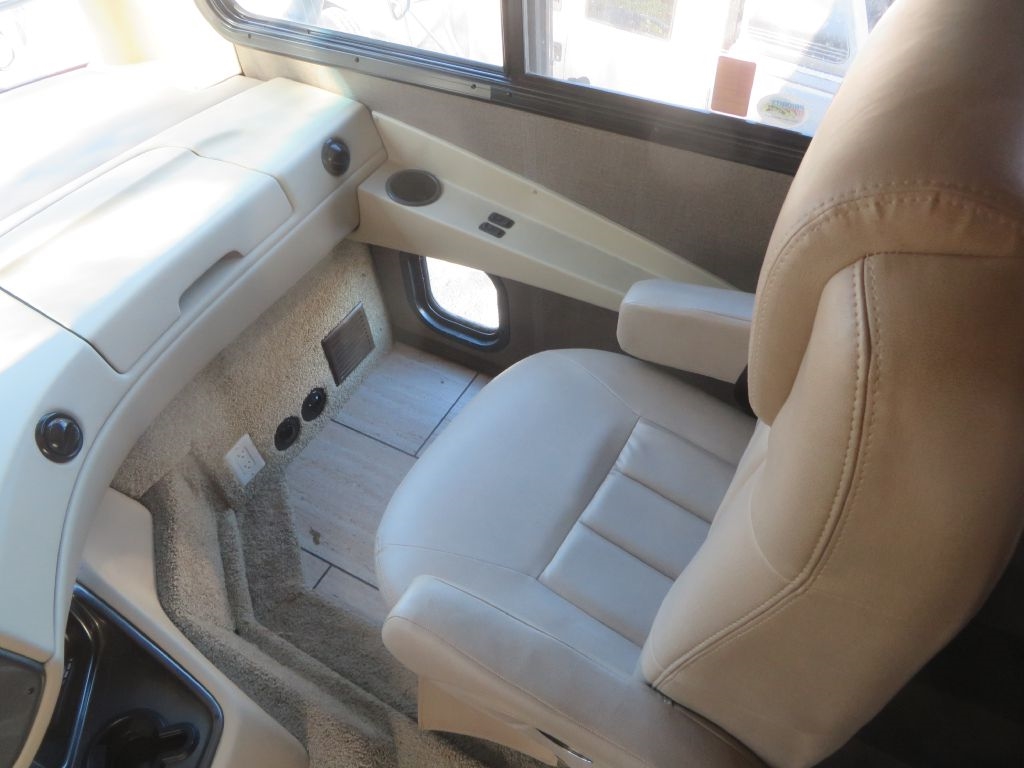 Tiffin Motorhomes Allegro  2019