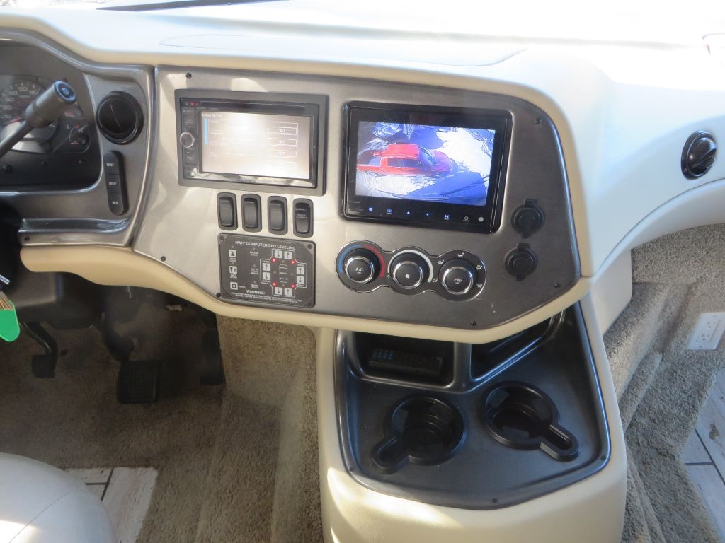 Tiffin Motorhomes Allegro  2019