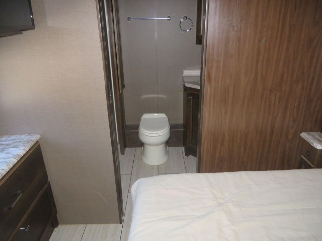 Tiffin Motorhomes Allegro  2019